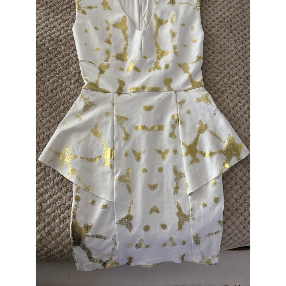 Beautiful Bebe  White & Gold Peplum  Lined Dress XS Celebrity Fave🔥 - Picture 9 of 16